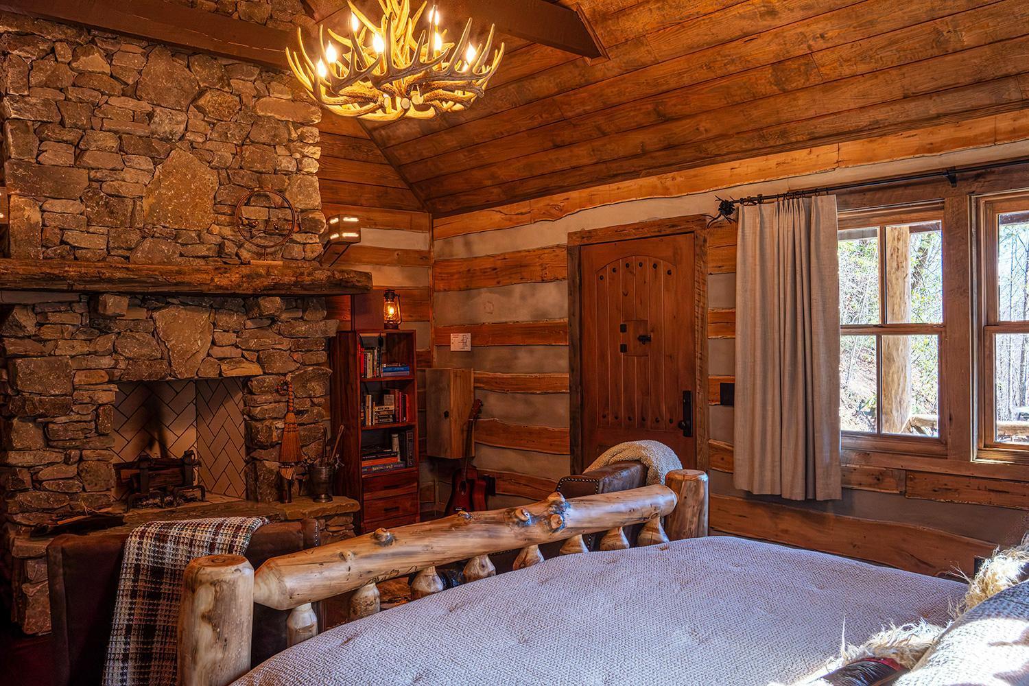 Elk & Embers Mountain Hideaway Hotel Waynesville Bagian luar foto